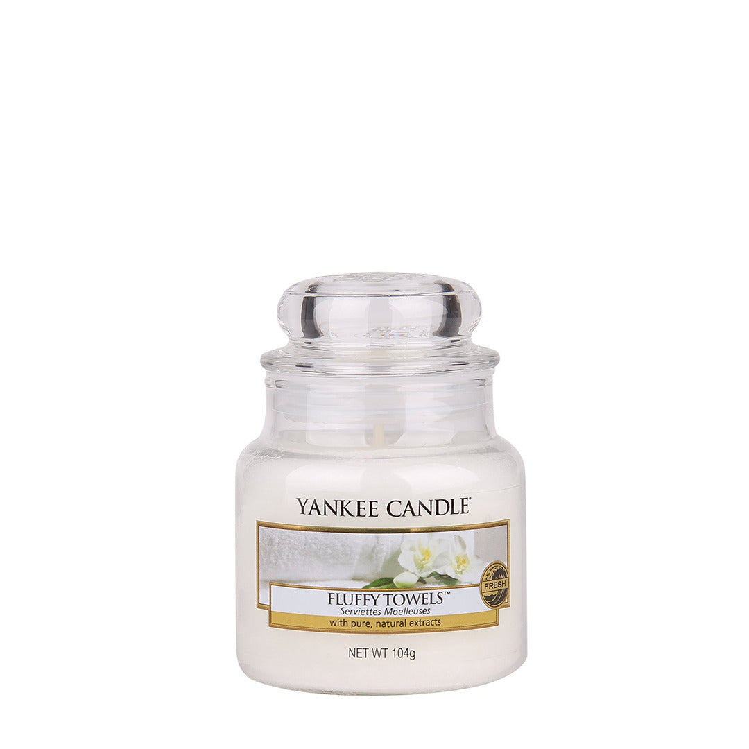 Yankee Candle Classic Jar Small Fluffy Towels (232g)