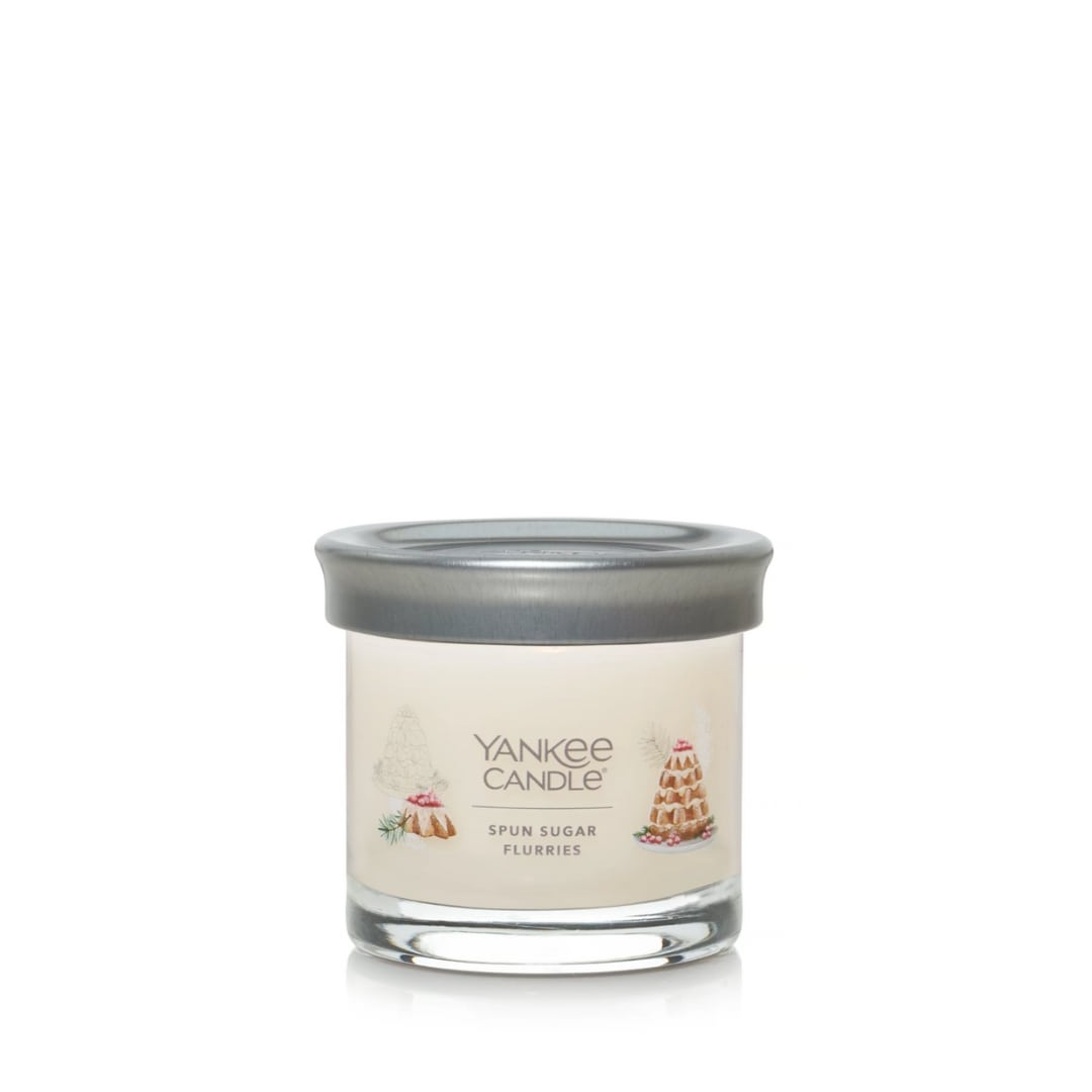 Yankee Candle Signature Collection Tumbler Small Spun Sugar Flurries (351g)